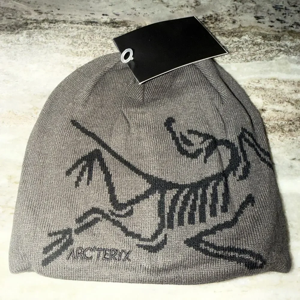 NWT Arc'teryx Bird Head Toque Beanie Hat Orca Merino Wool Winter Cap, Dark Grey - Picture 1 of 2